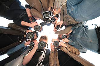Paparazzi on object