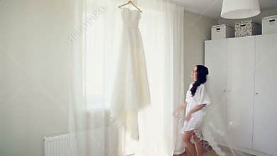 Bride in a white wedding dress.