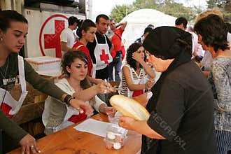 Georgian refugees in Gori