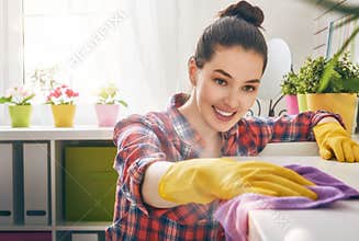 Woman makes cleaning