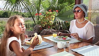 Breakfast at outdoor cafe