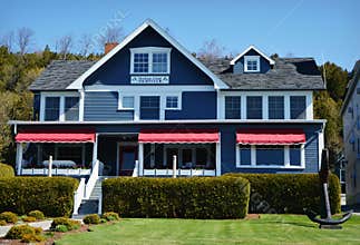 Mackinac Island Yacht Club