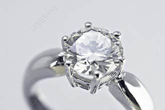 Diamond ring