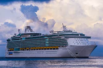 Royal Caribbeans Independence of the Seas