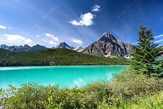 Waterfowl lakeÂ in Banff national park, Alberta, Canada