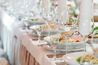 Close-up catering table set