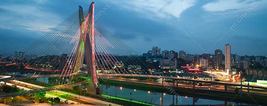 Sao Paulo city bridge at night