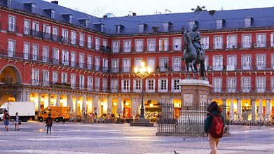 Plaza mayor in Madrid at dusk or dawn Felipe III Statue footage
