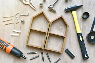 House building and maintenance, DIY and construction tools.