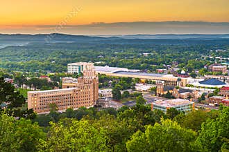 Hot Springs, Arkansas, USA town skyline
