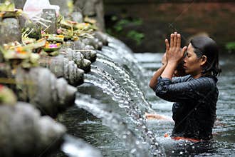 Ritual Bathing at Puru Tirtha Empul, Bali