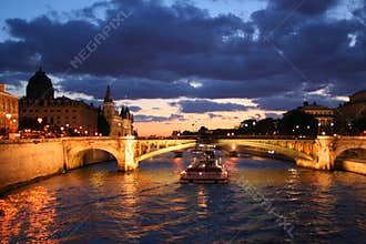 Sunset on the Seine