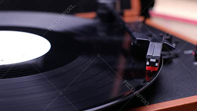 Turn on the vinyl record, dark background. Turn on the music