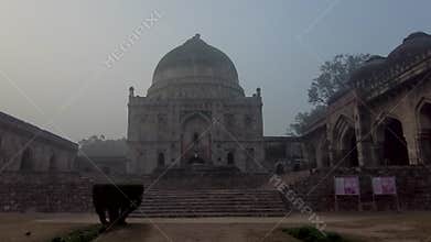 Time lapse shisha gumbad, Lodi Garden, Delhi