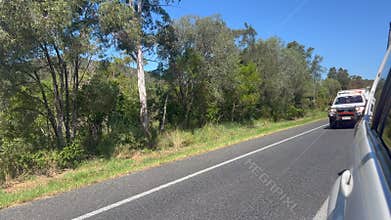 Australian forensic crash unit rush to car accident