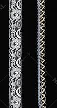 2 different lace borders