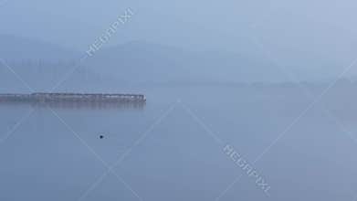 Hangzhou, Wuxi Lake, boats, foggy days, scenery, waterfowl swimming