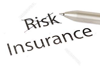 Choosing Insurance instead of Risk
