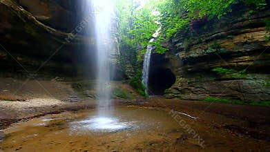 Tonti Canyon in Illinois