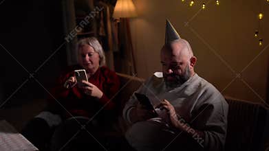 Husband and wife celebrate birthday