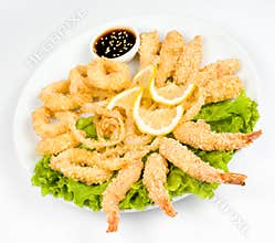 Assorted snack fried in batter