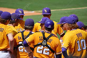 LSU Baseball Huddle