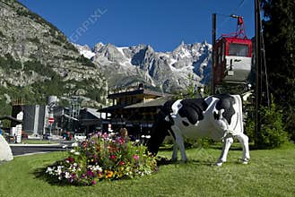 courmayeur bus station