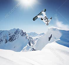 Snowboarder