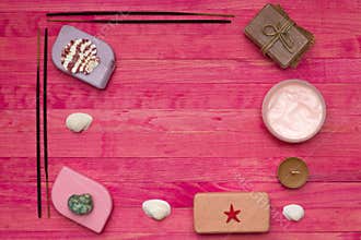 Borders made of soap bars and incense sticks