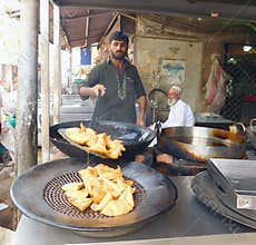 This Boy Is Making Samosas For his Customers