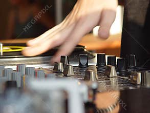 DJ-1
