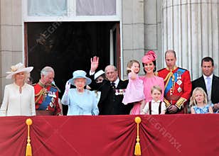 Queen Elizabeth & Royal Family, Buckingham Palace, London June 2017- Trooping the Colour Prince George William, harry, Kate & Char