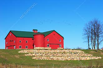 Amish Barn 2