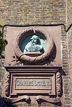 Charles Dickens