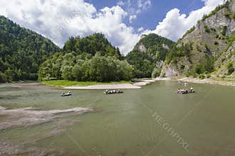 Rafting on Dunajec River