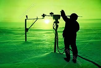 Catching the sun, North Pole