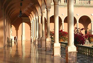 Arches and Columns of southern mansion