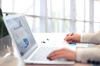 Woman Analysis Business Accounting