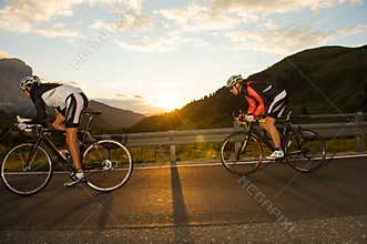 Standing bike downhill-competitor race cycling