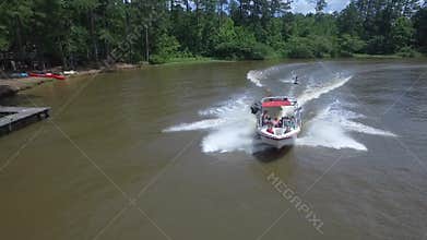 WATER SKIING IN CENTRAL MISSISSIPPI